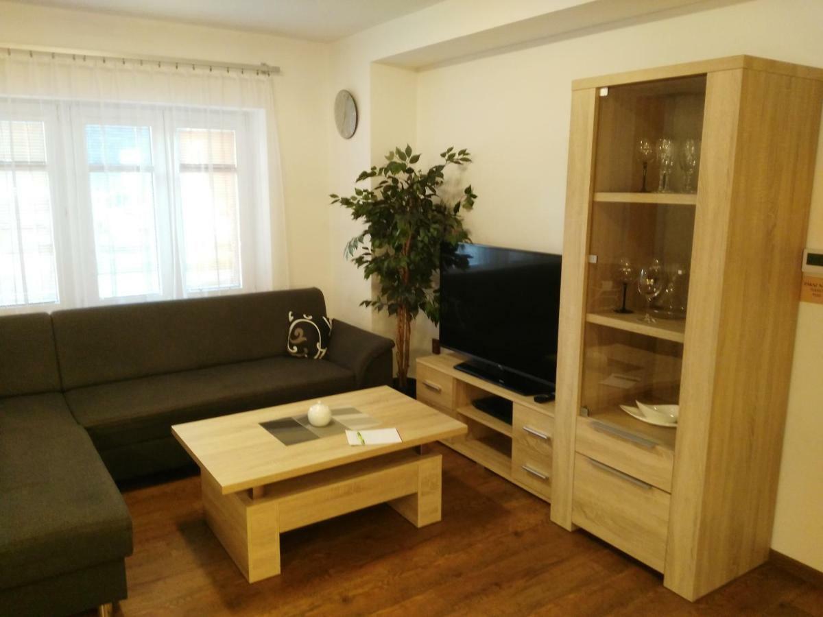 Apartment Eskadra 02
